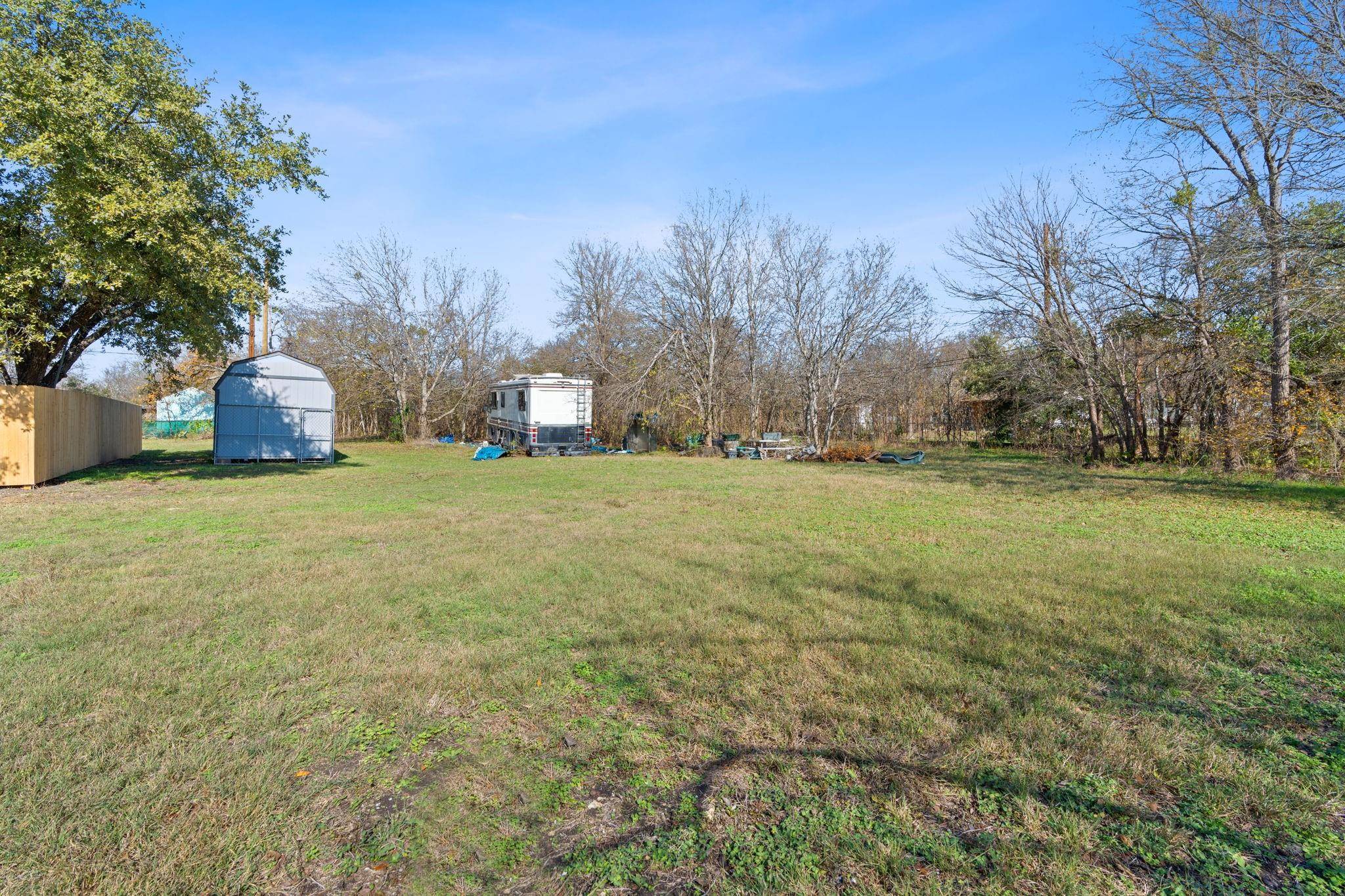 842 Kimbro ST, Taylor, TX 76574