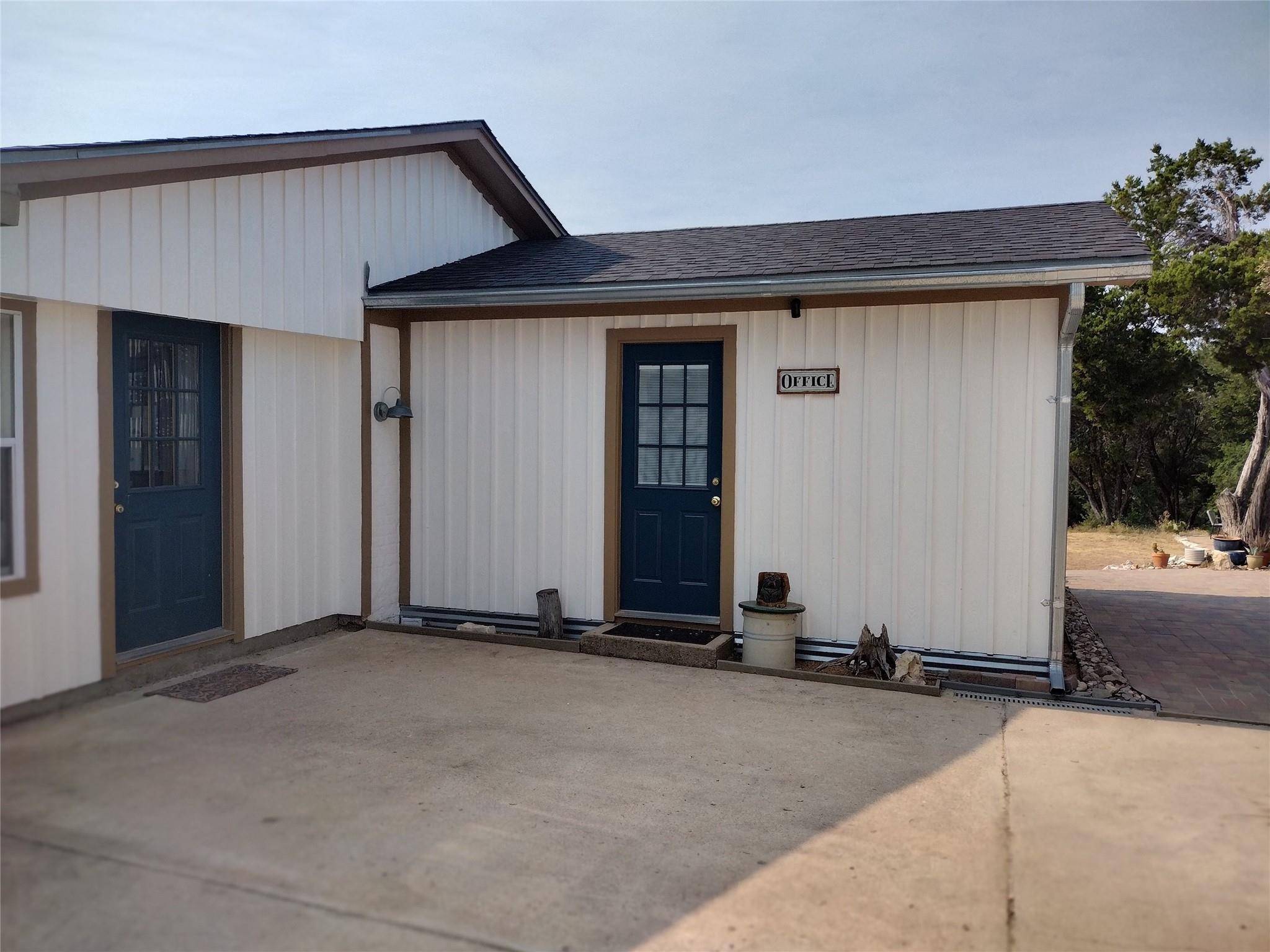 22303 Honeycomb LN, Leander, TX 78641