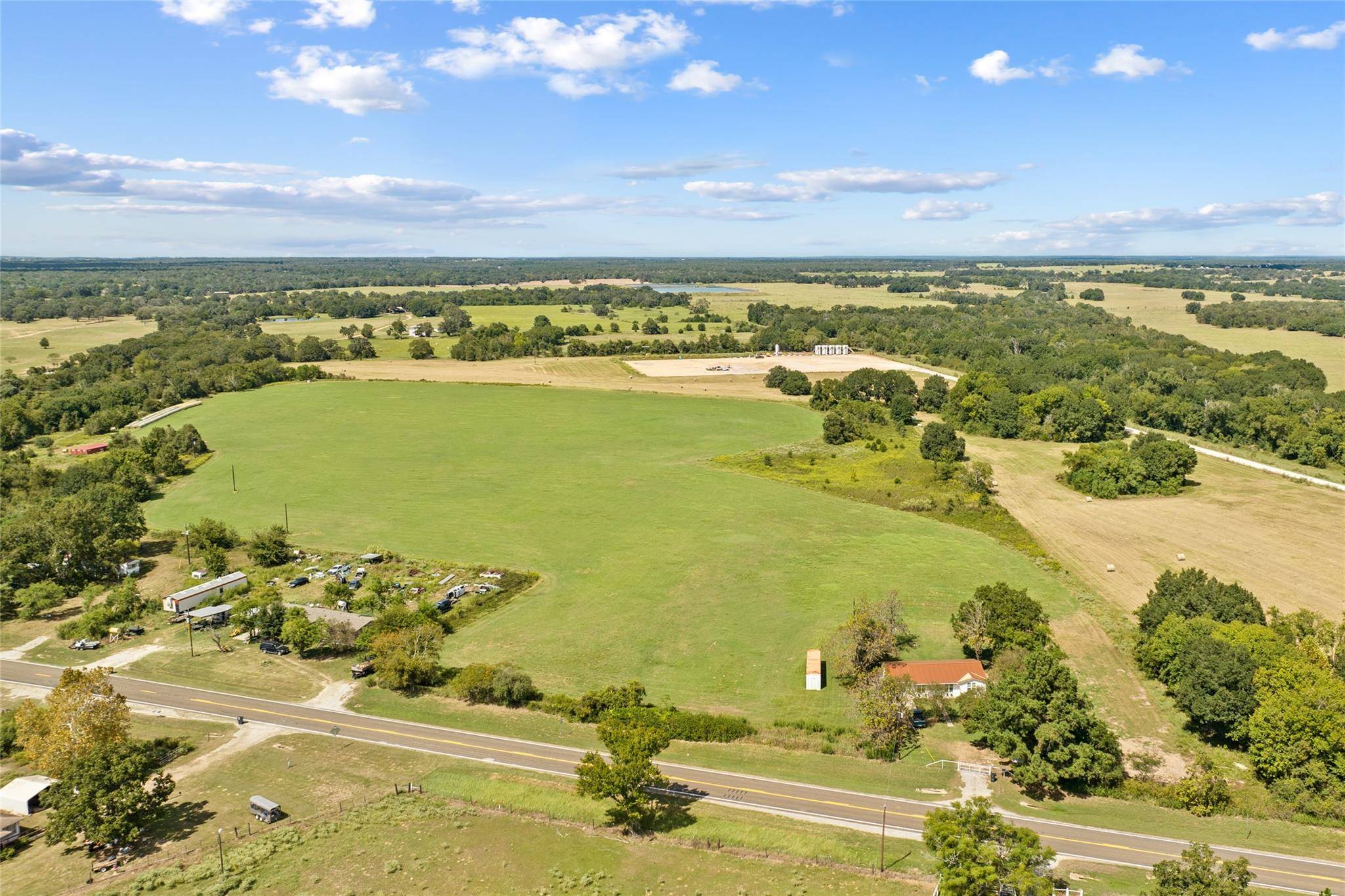 1098 FM 3403, Lincoln, TX 78948