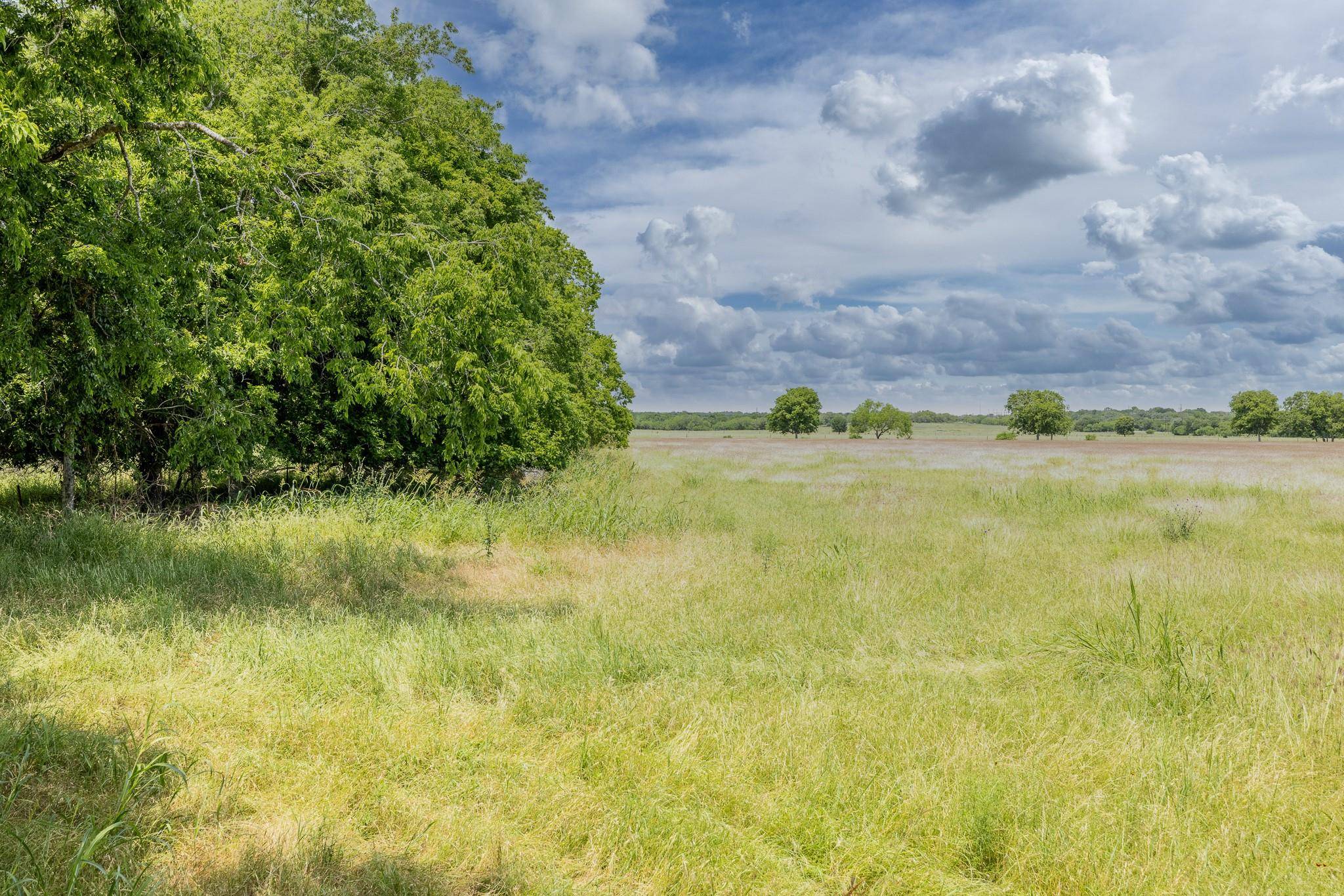 2091 Goodwin RD, Gonzales, TX 78629