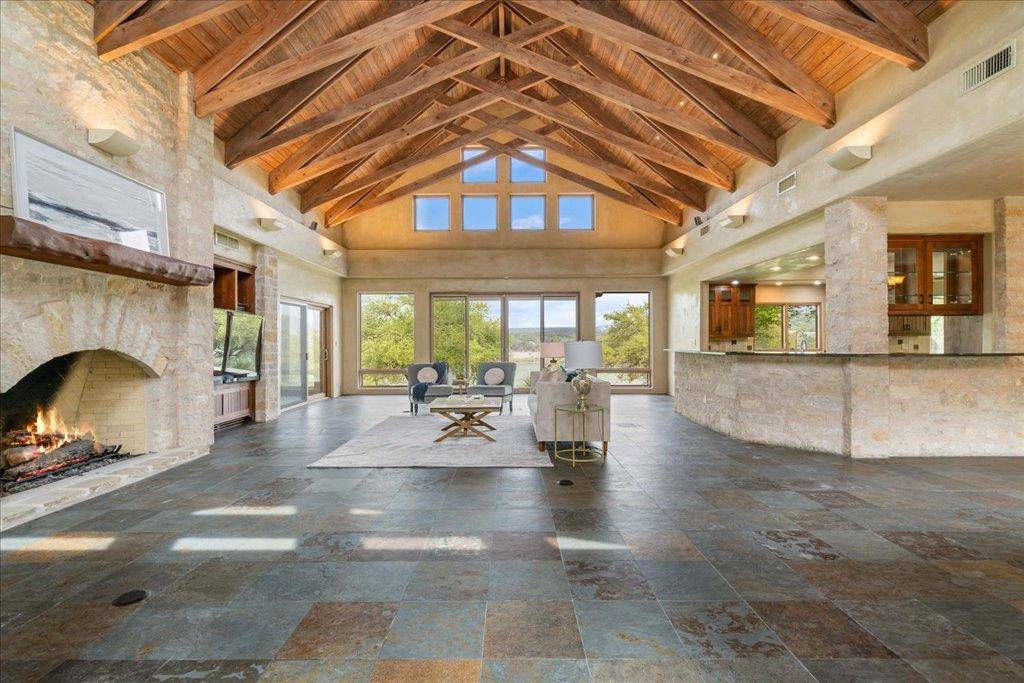 24736 Travis Lakeside DR #A, Spicewood, TX 78669