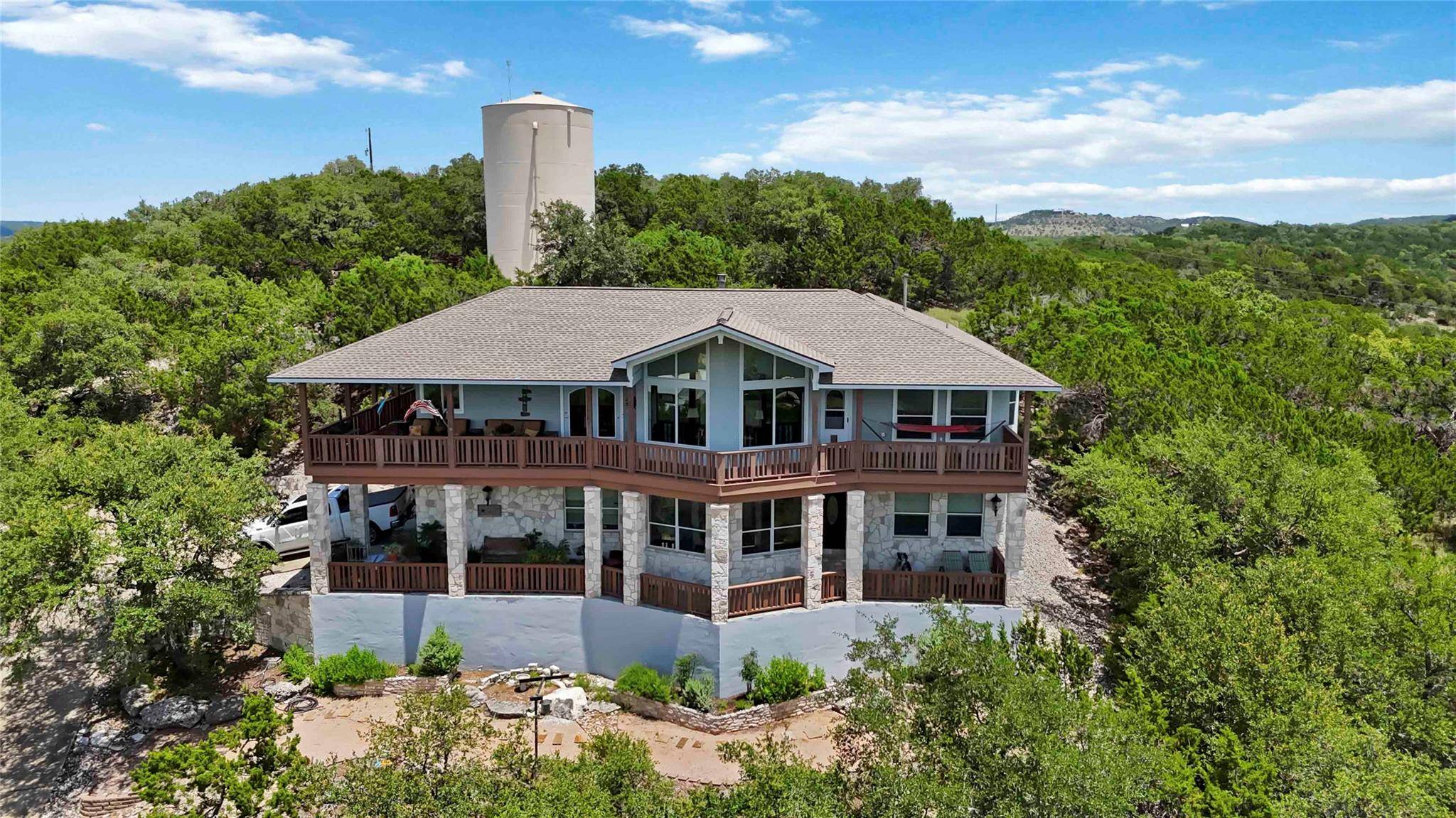 633 Flaman RD, Canyon Lake, TX 78133