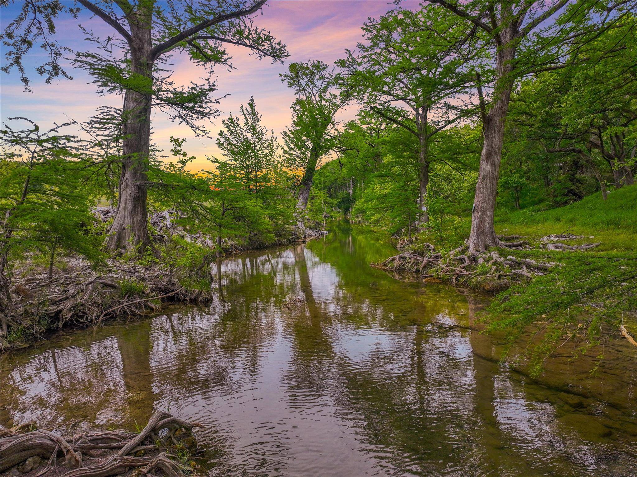400 E BLANCO BEND RD, Wimberley, TX 78676