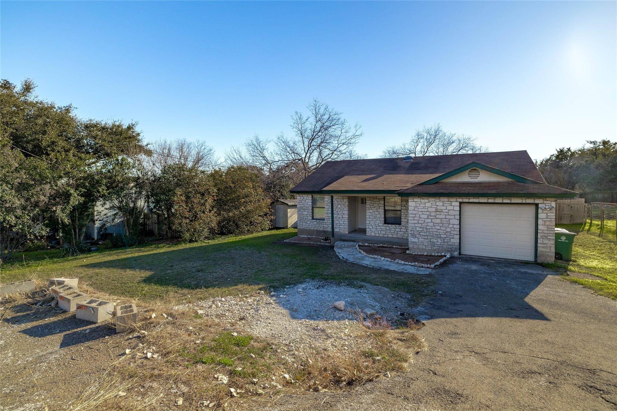 18507 Lake Terrace DR, Jonestown, TX 78645