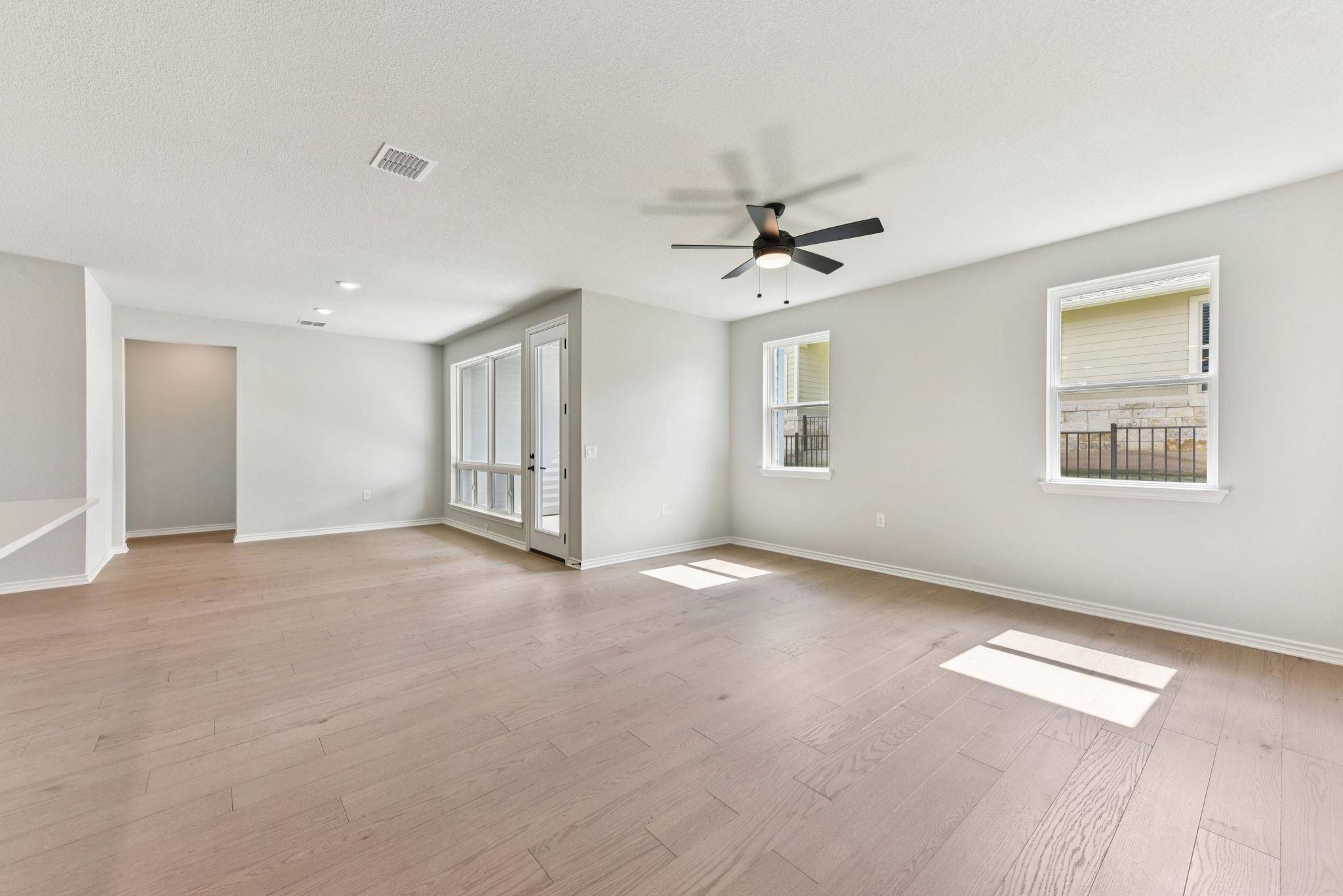 127 Antoinette WAY, San Marcos, TX 78666
