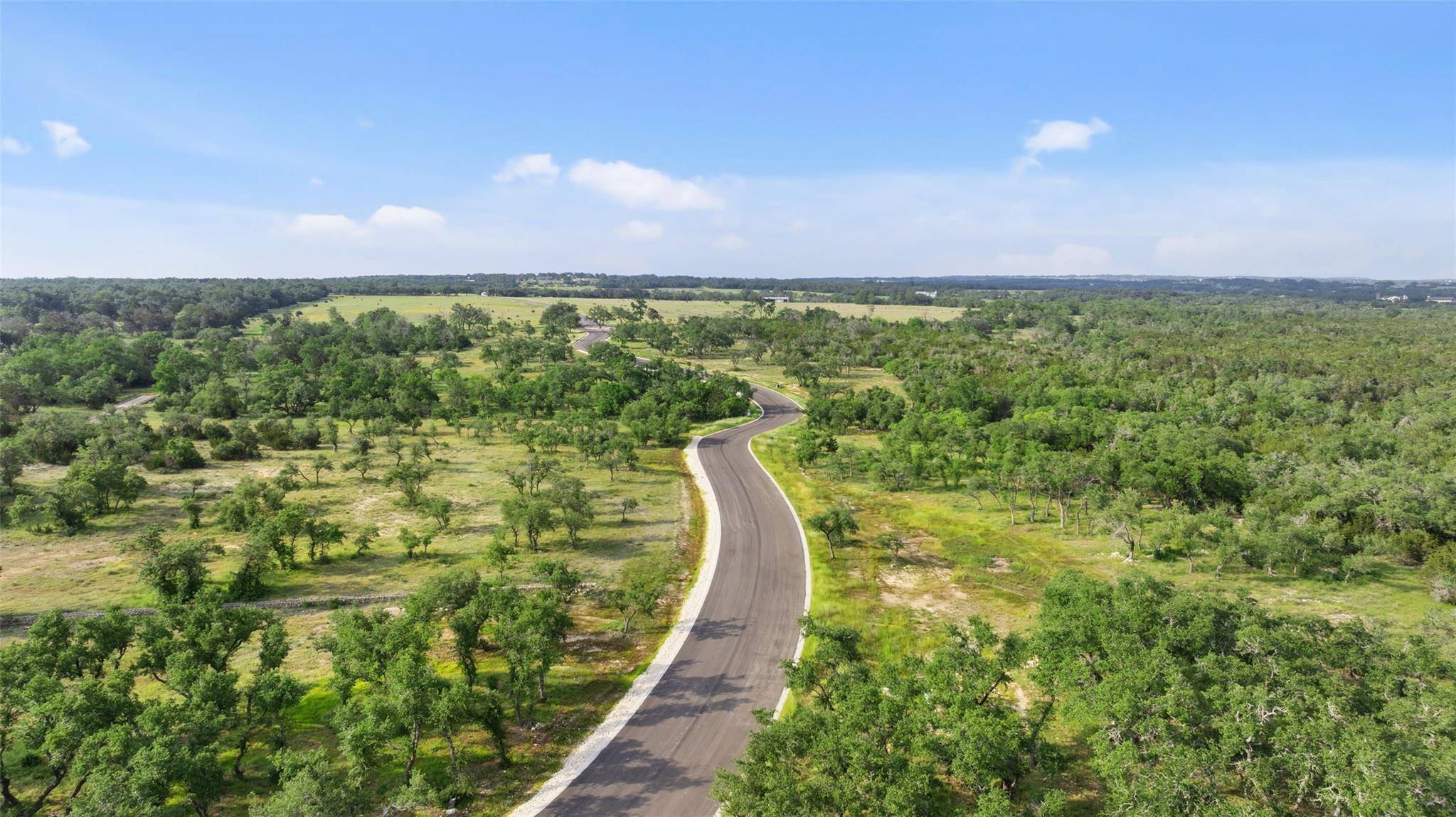 #24 Mesa Ranch RD, Dripping Springs, TX 78620