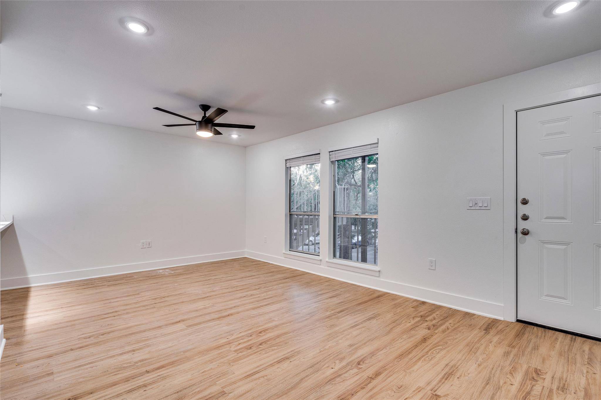 704 W 21st ST #304, Austin, TX 78705