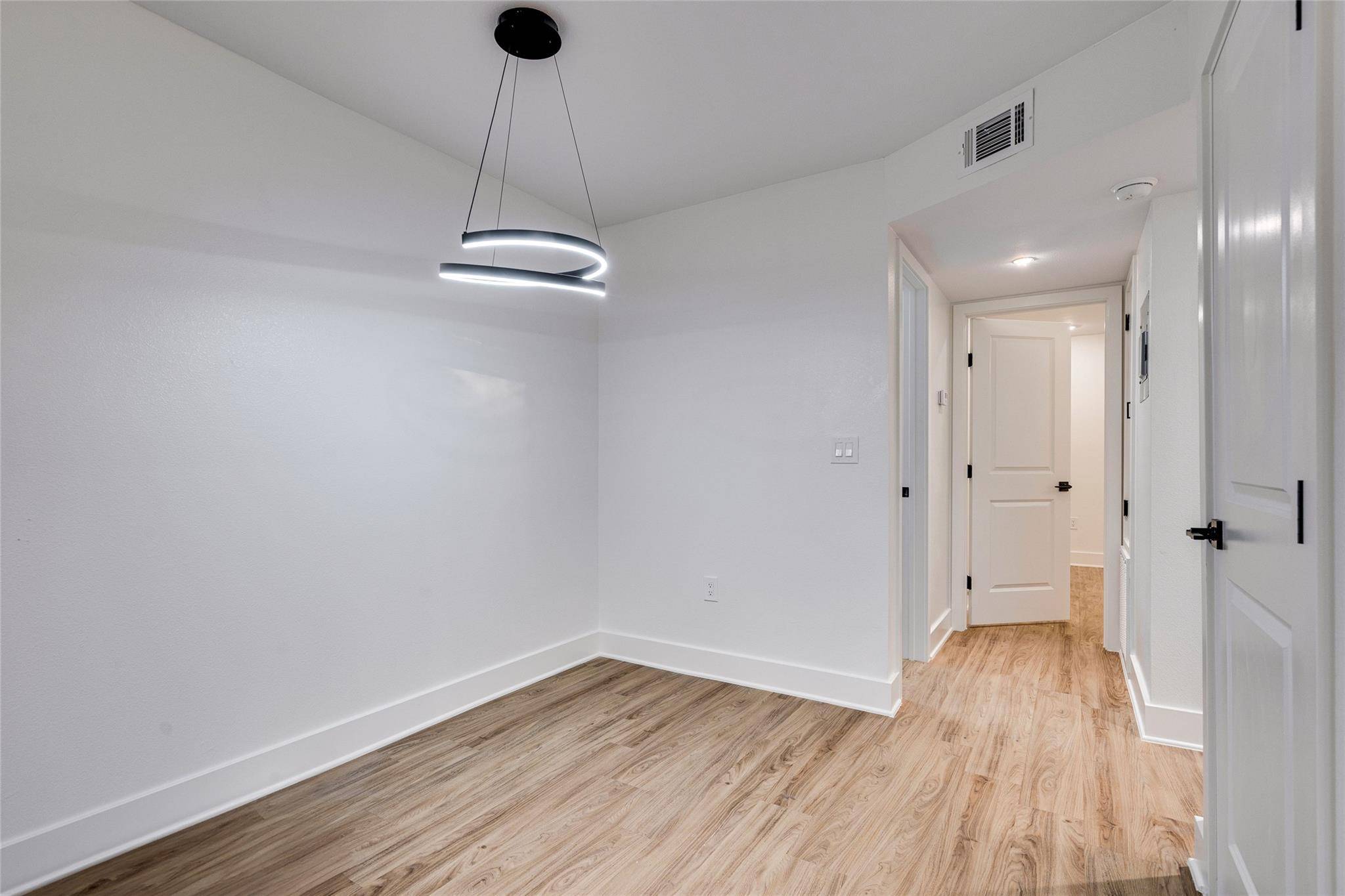 704 W 21st ST #304, Austin, TX 78705