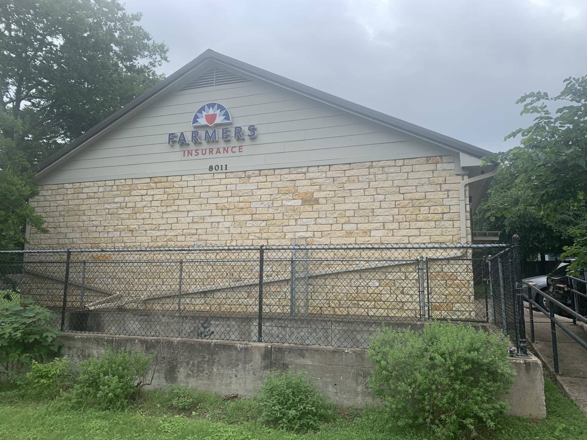 8011 Brodie LN, Austin, TX 78745