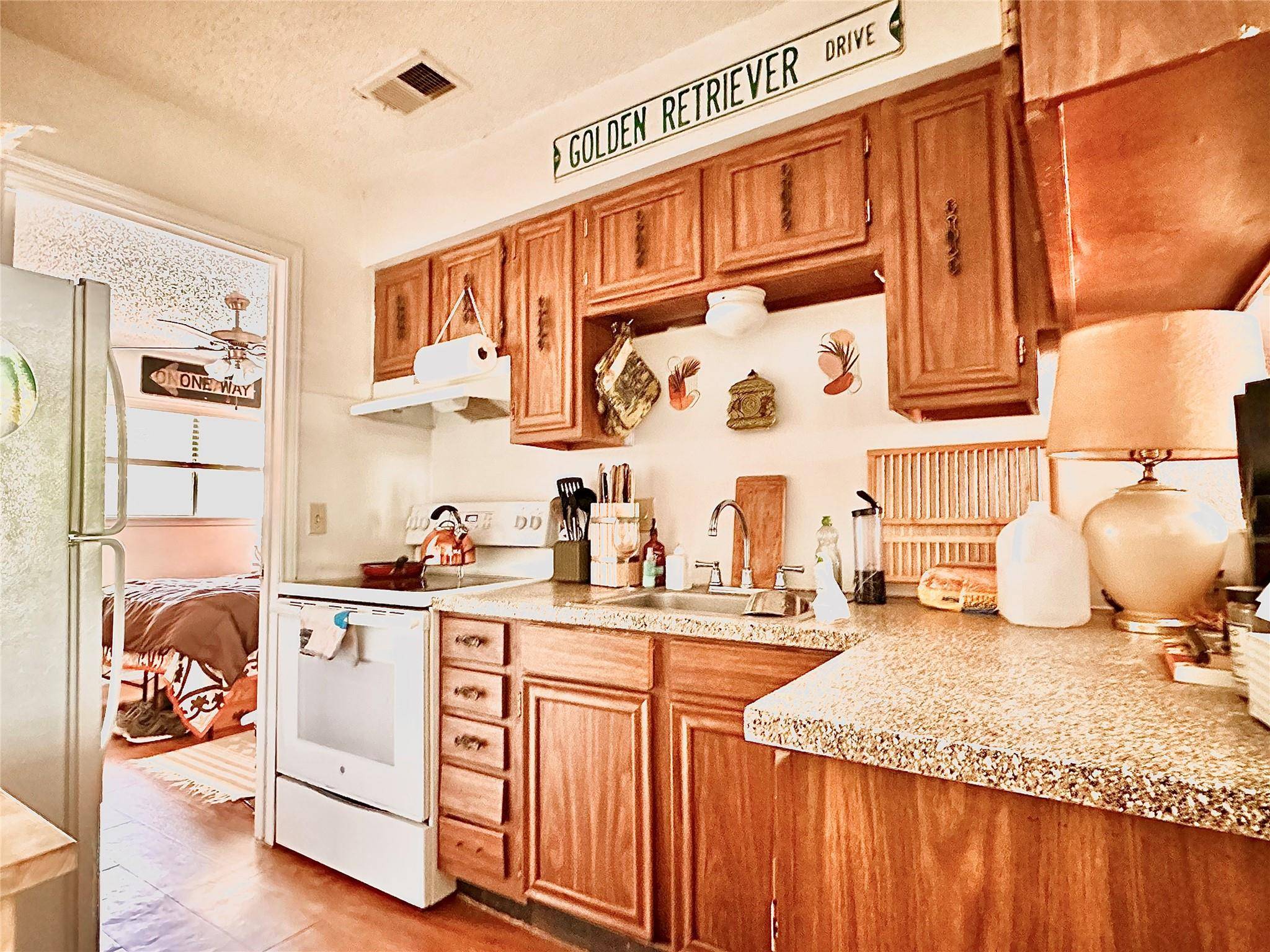 301 W 29th ST #D102, Austin, TX 78705