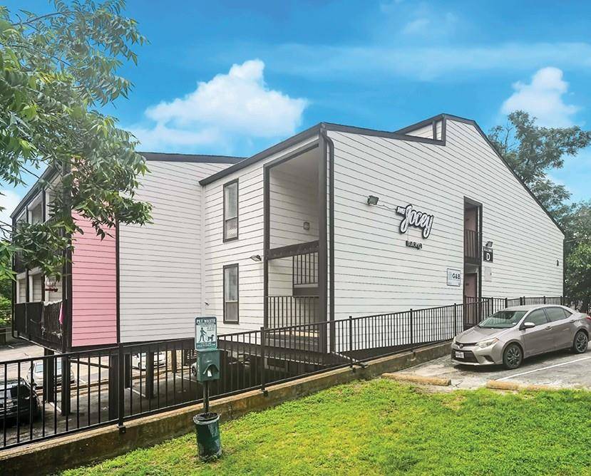 301 W 29th ST #D102, Austin, TX 78705