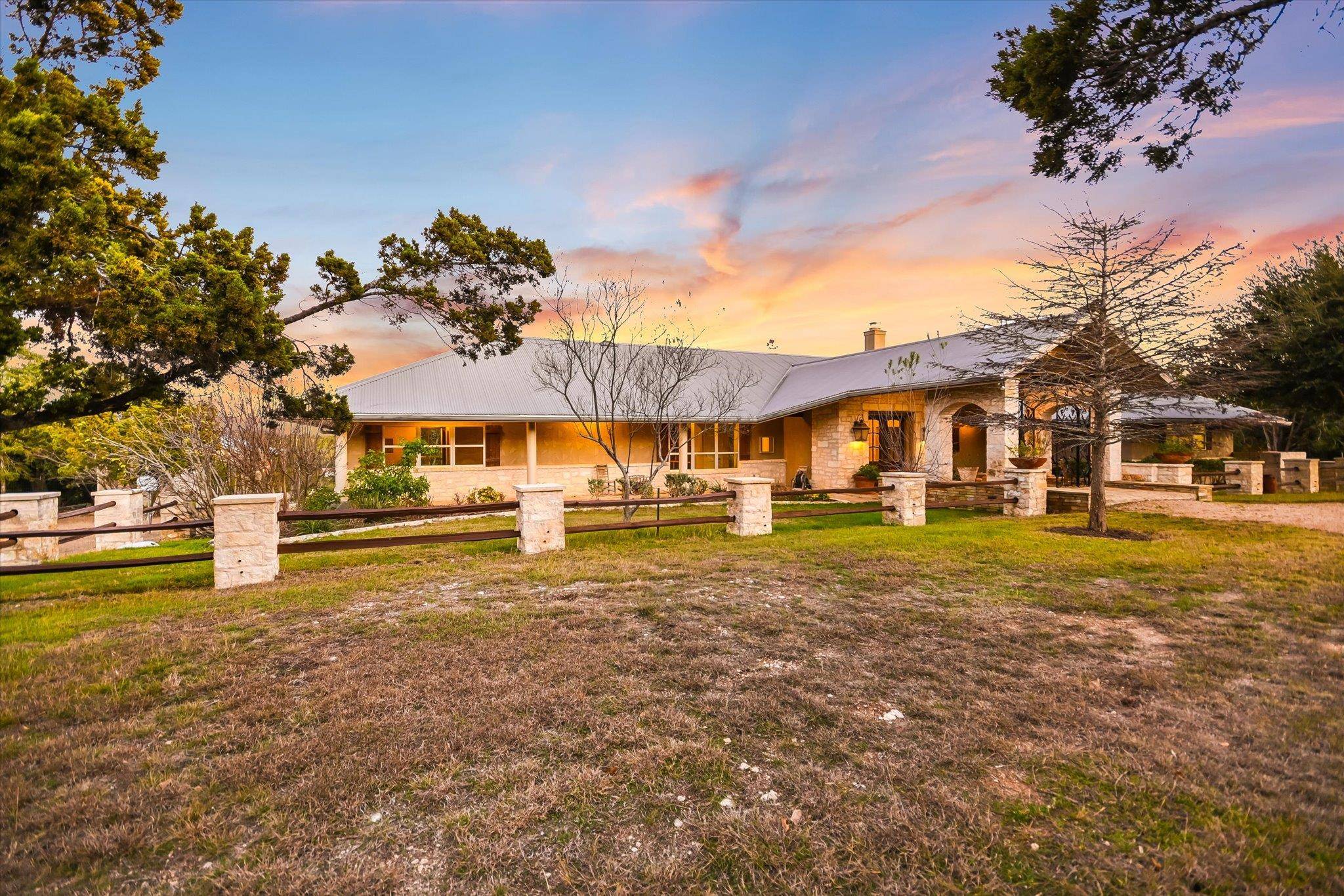 1984 Divide PASS, Blanco, TX 78606