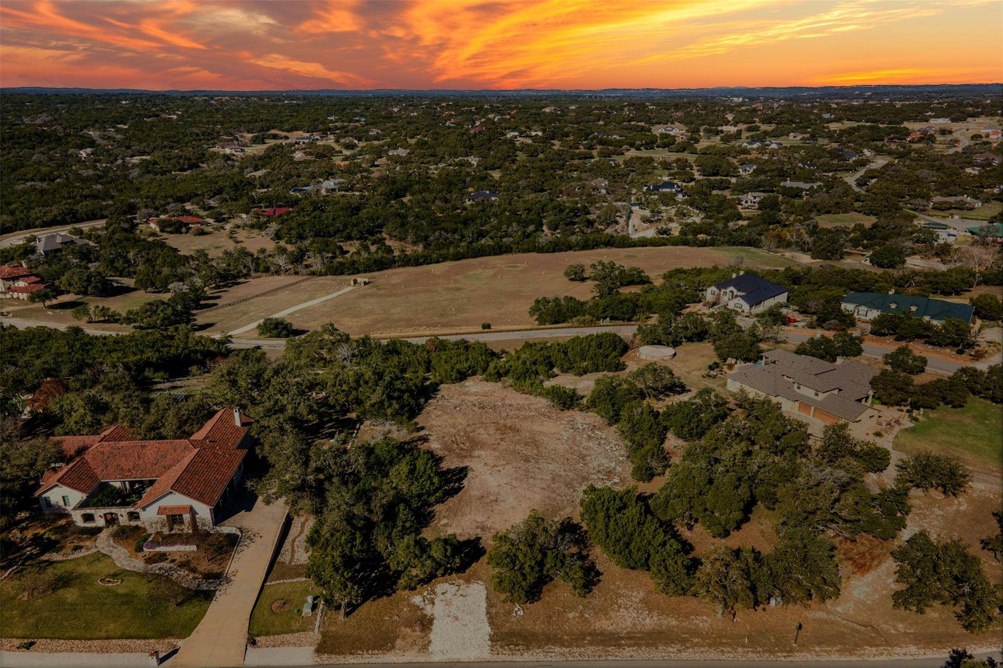 736 Covered Bridge DR, Driftwood, TX 78619