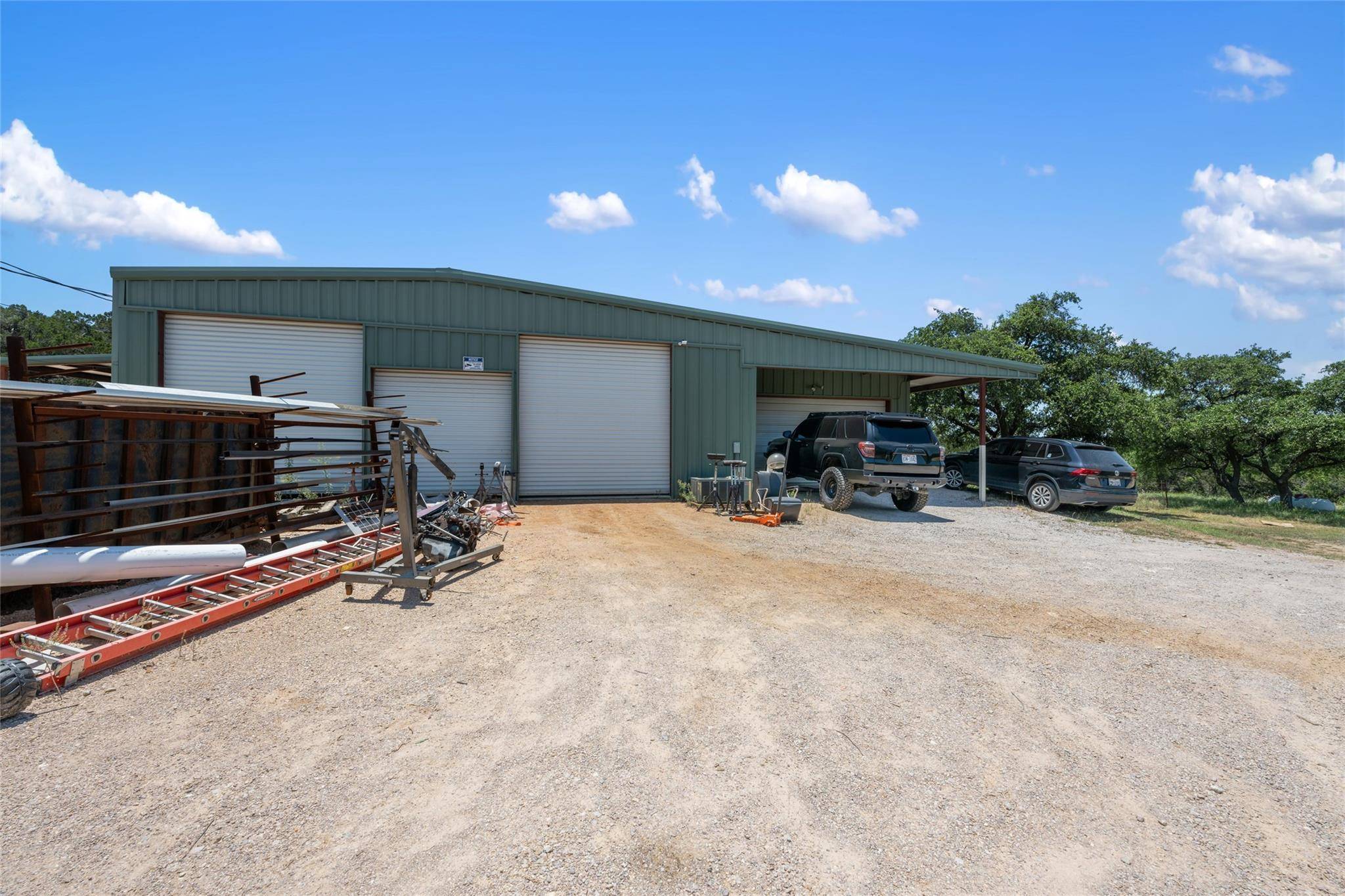 21511 W STATE HY 71 W, Spicewood, TX 78669