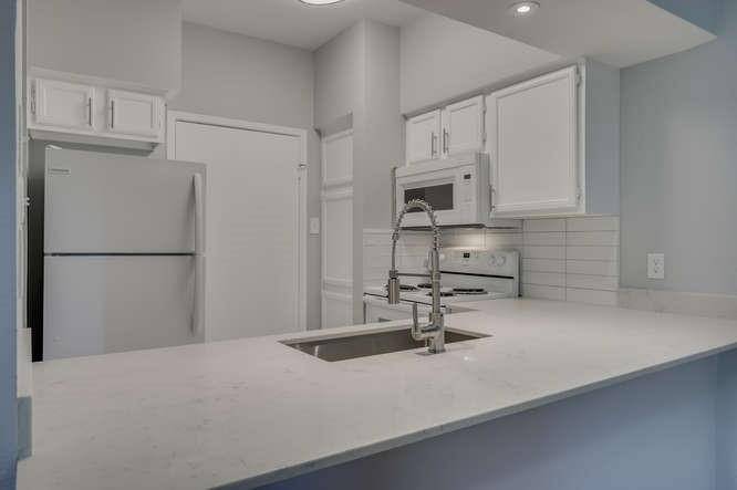 2901 San Jacinto BLVD #306, Austin, TX 78705