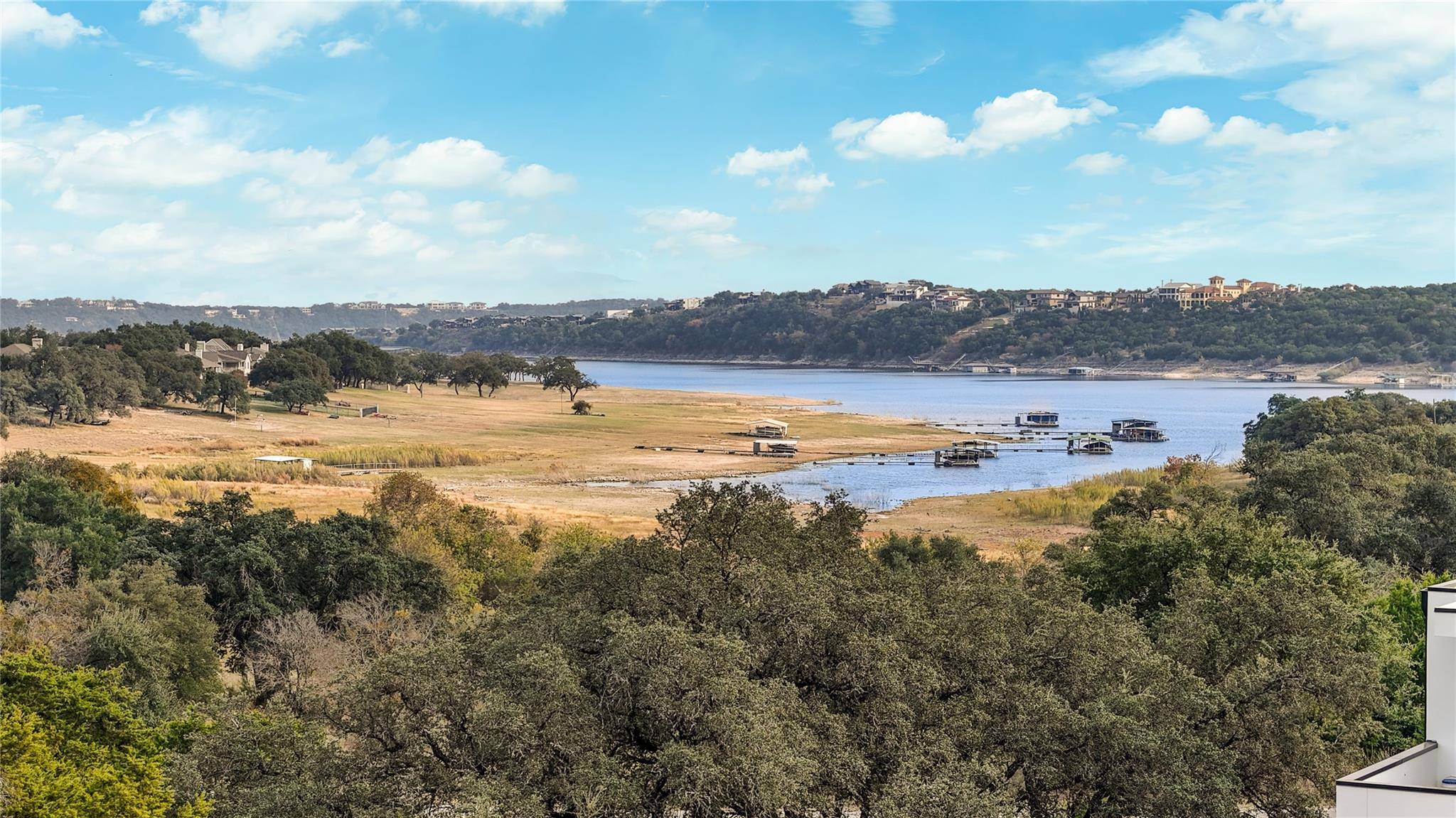 2003 Highland Lake DR, Lago Vista, TX 78645