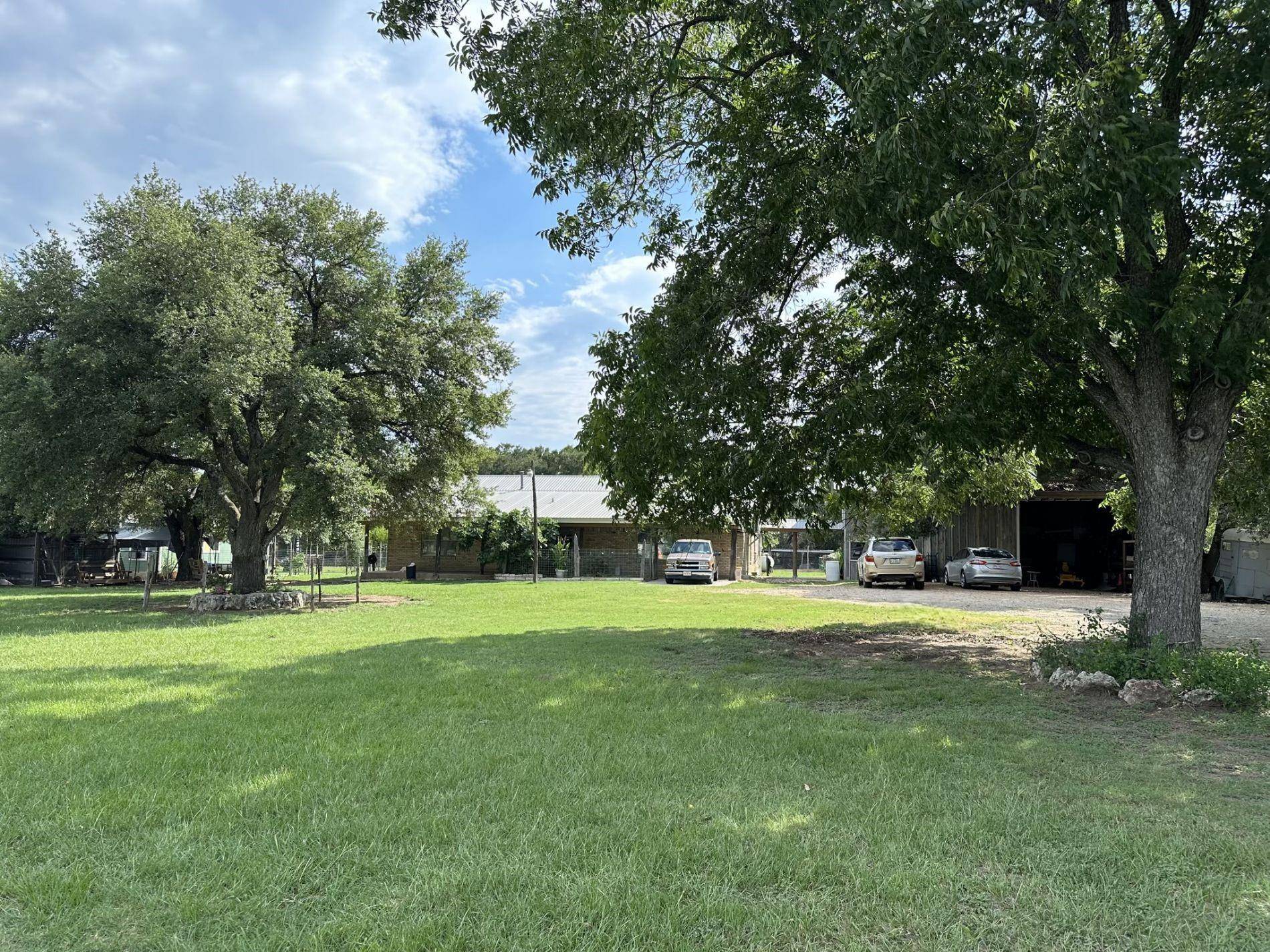 5571 FM 535, Cedar Creek, TX 78612