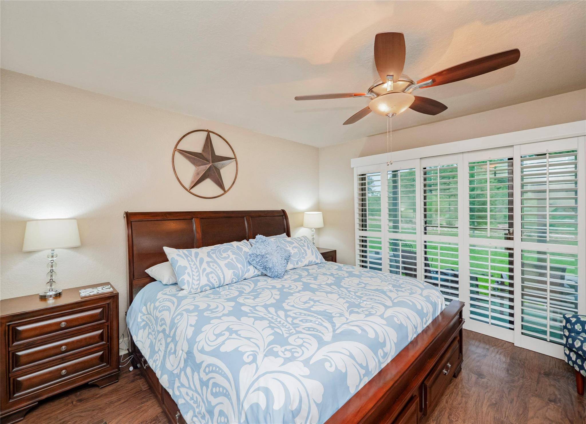 704 Horseshoe Bay BLVD #L, Horseshoe Bay, TX 78657