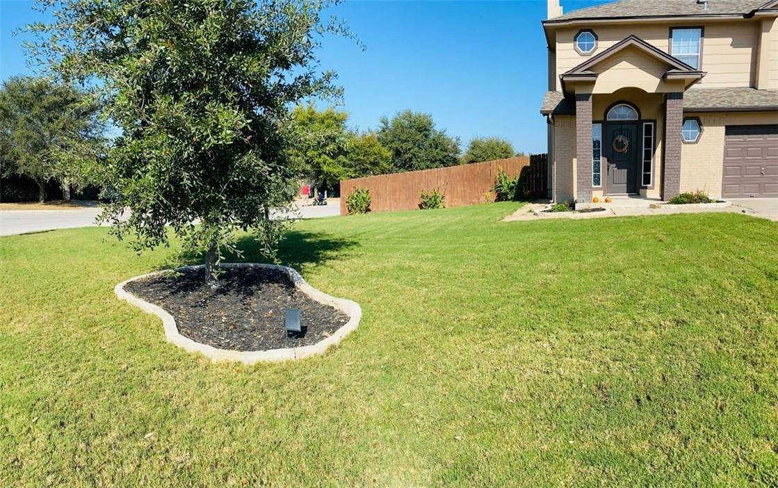 101 Pond WAY, Hutto, TX 78634