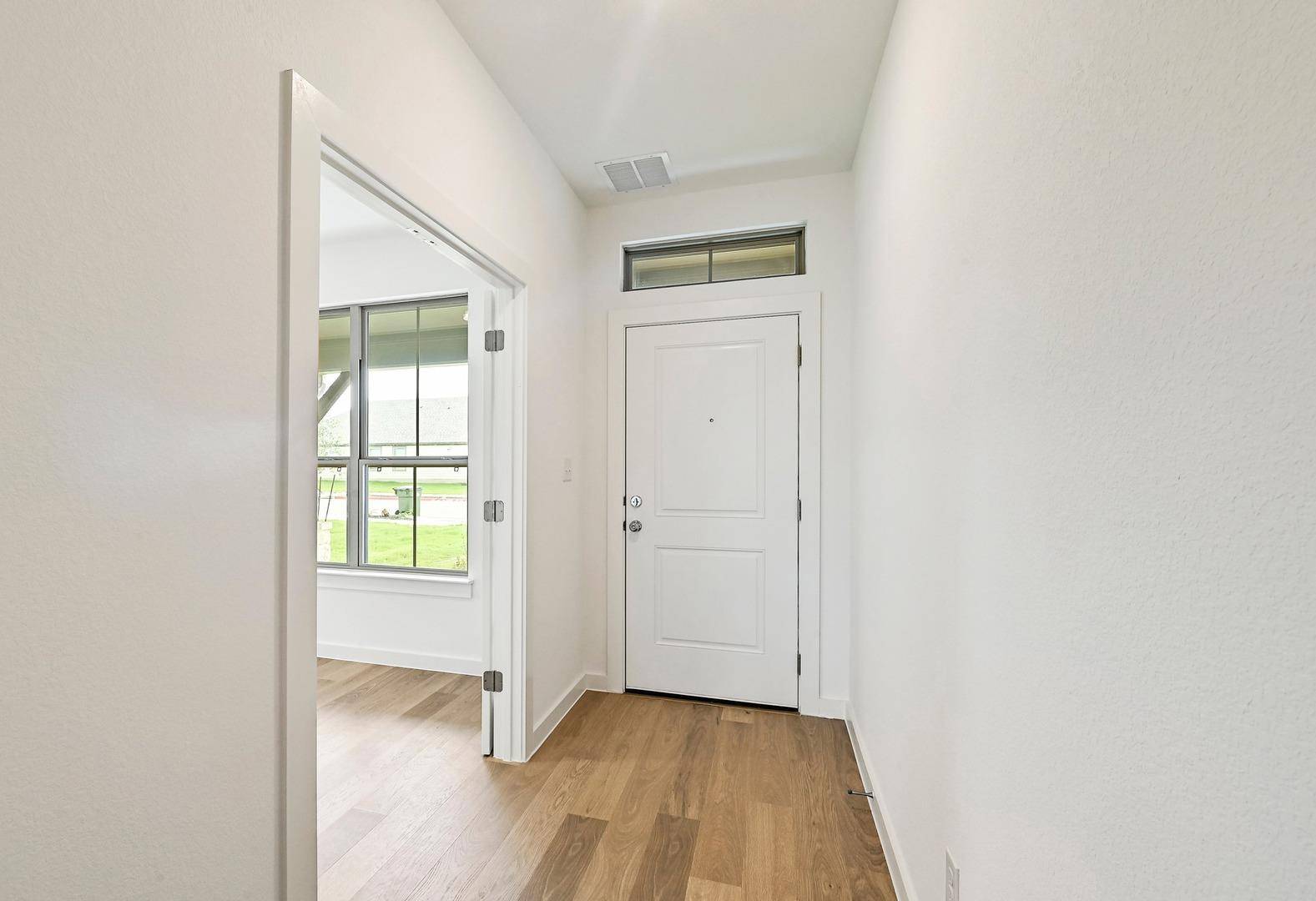 1012 Universal DR, Hutto, TX 78634