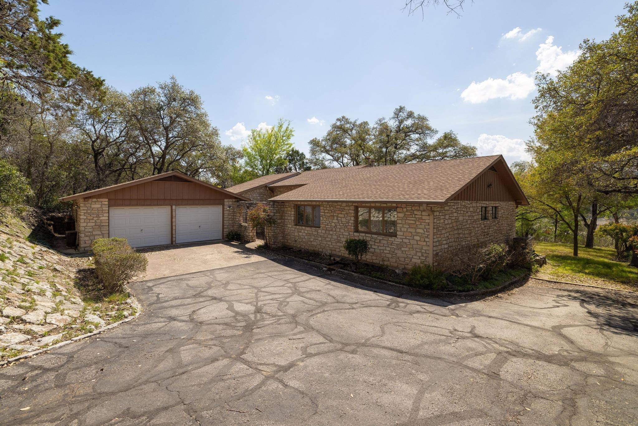 10314 W Darleen DR, Leander, TX 78641