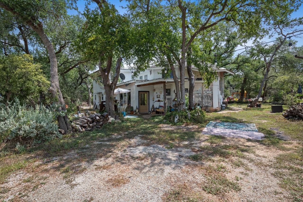 501 Limestone LN, Driftwood, TX 78619