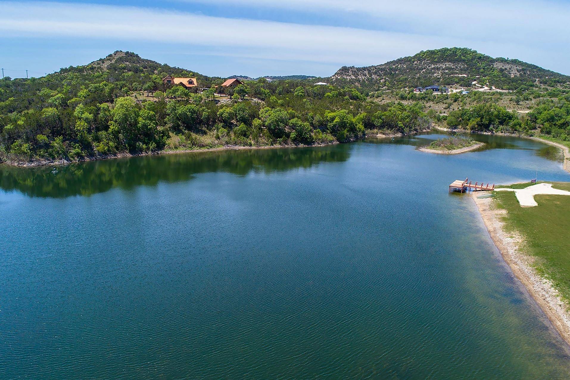 234 Elk Run CV, Blanco, TX 78606
