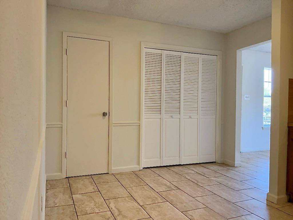 801 Country Aire DR #A, Round Rock, TX 78664