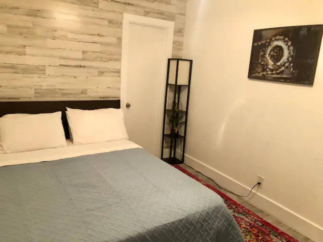5909 Bolm RD #12, Austin, TX 78721