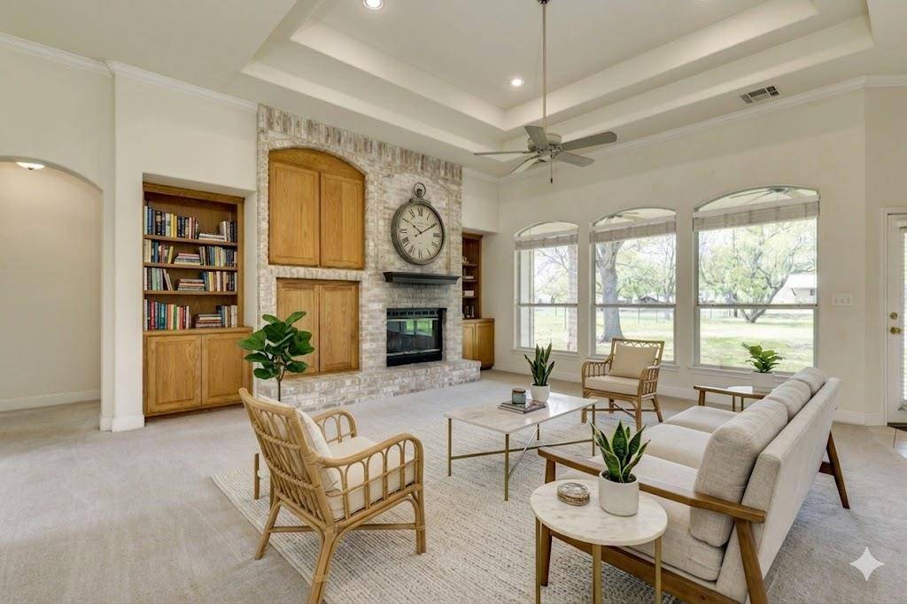207 Flamingo CIR, Highland Haven, TX 78654