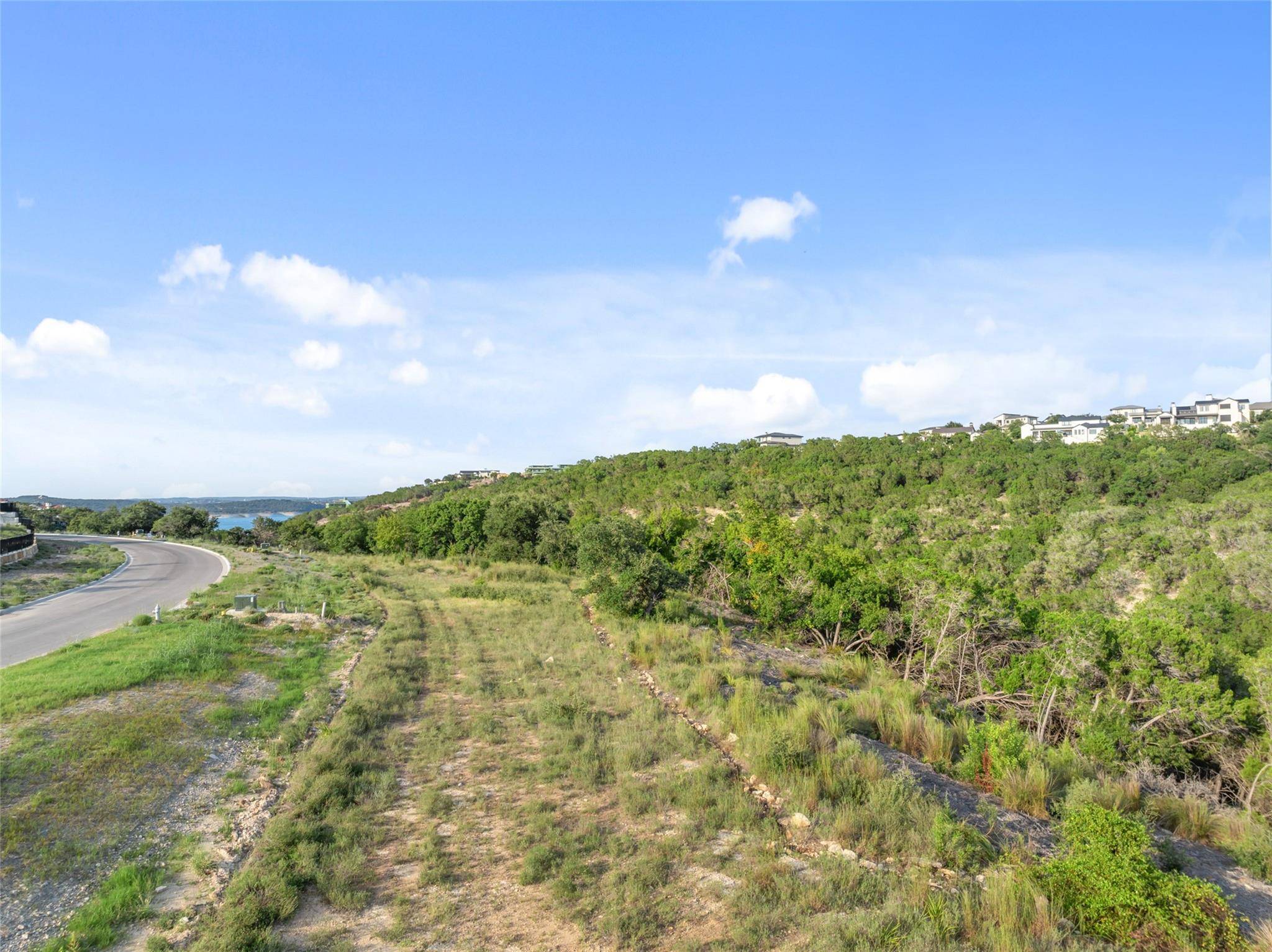 961 Tomichi TRL, Lakeway, TX 78738