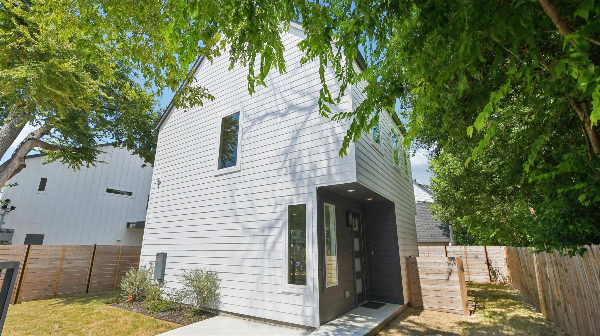 9104 Georgian DR, Austin, TX 78753