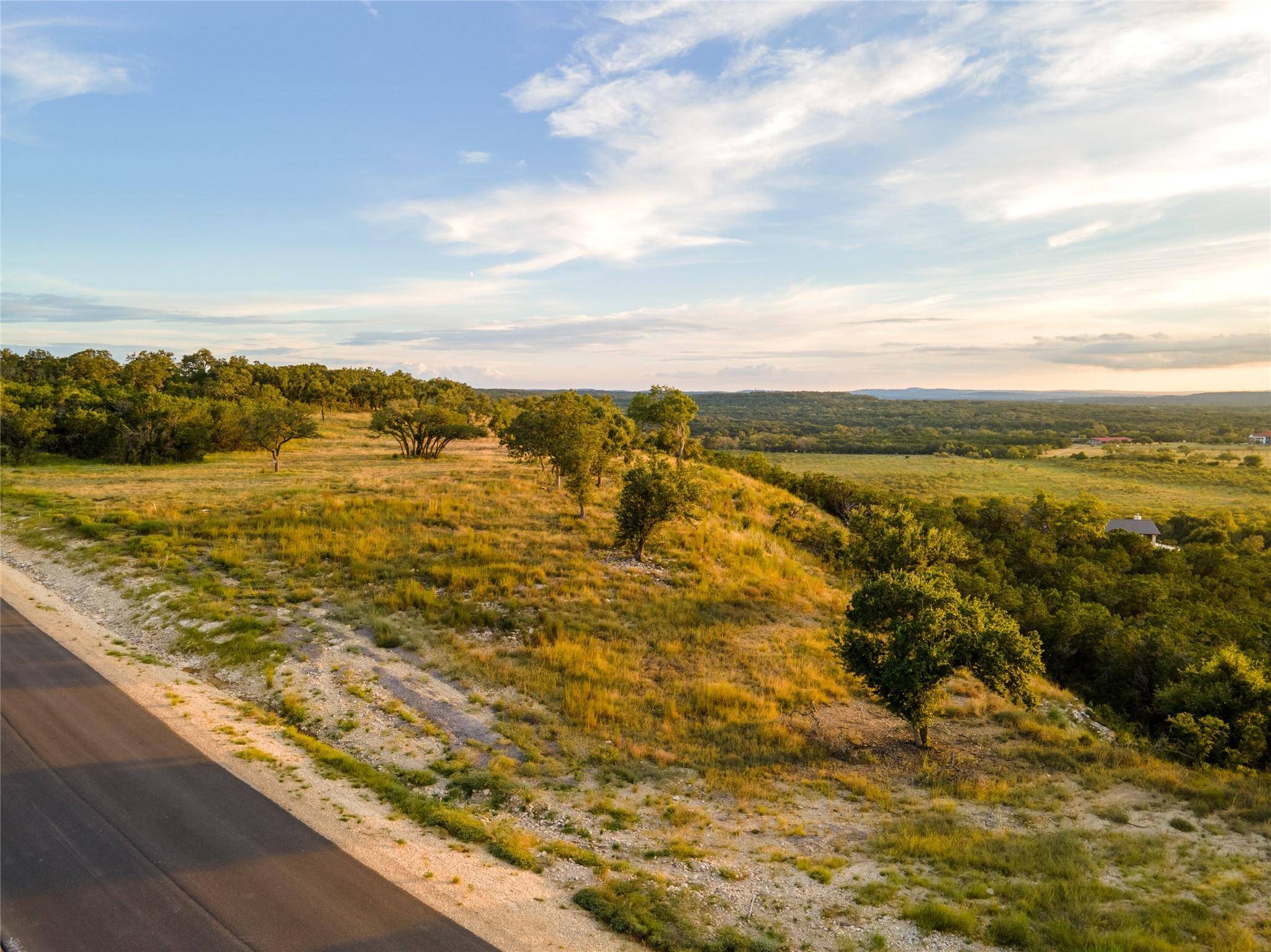 1853 Paradise PKWY, Canyon Lake, TX 78133