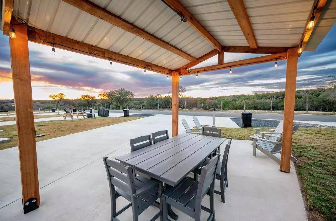 5386 Ranch Road 1376 RD #159, Fredericksburg, TX 78624