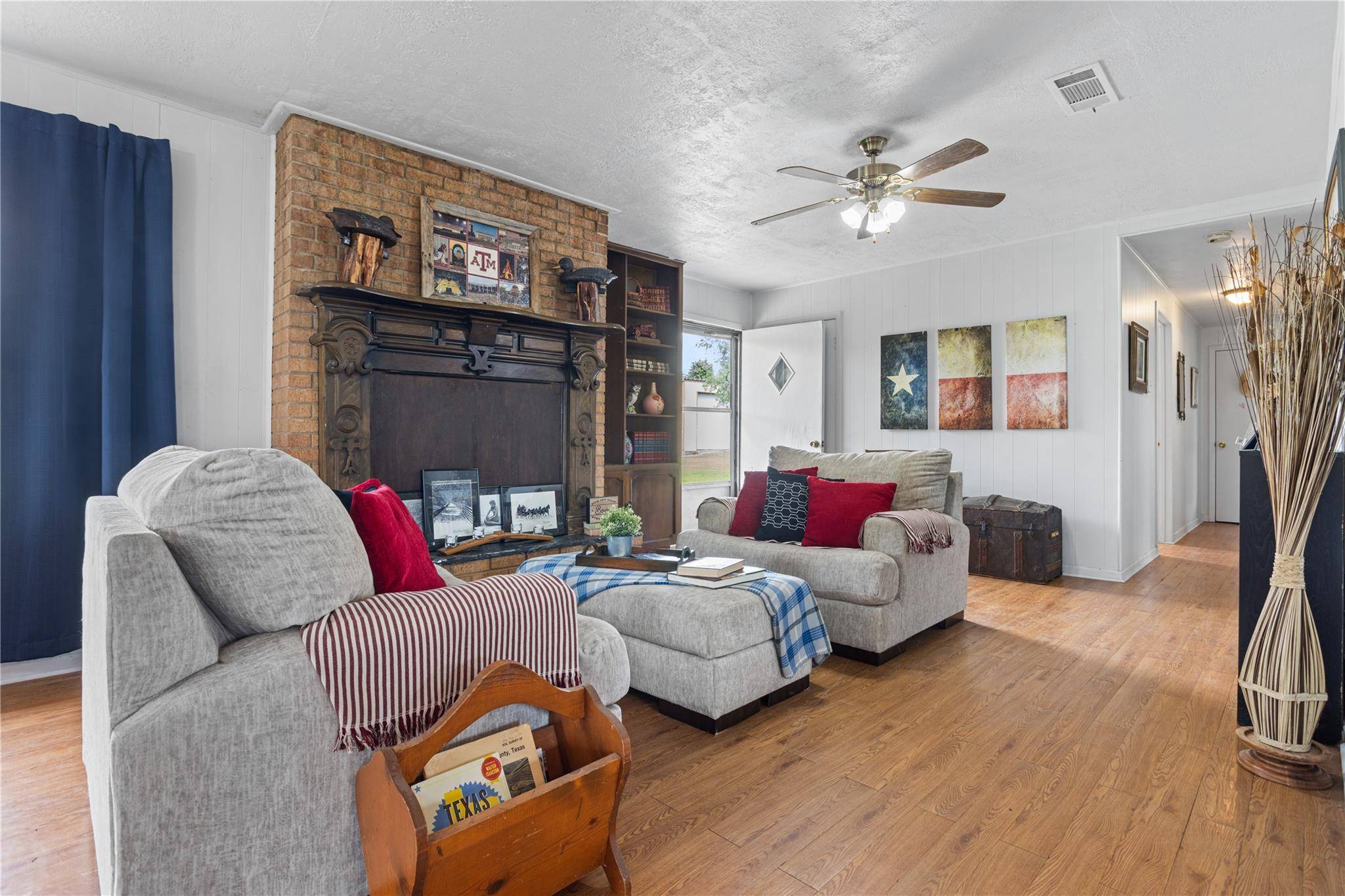 8520 Brewer LN, Salado, TX 76571