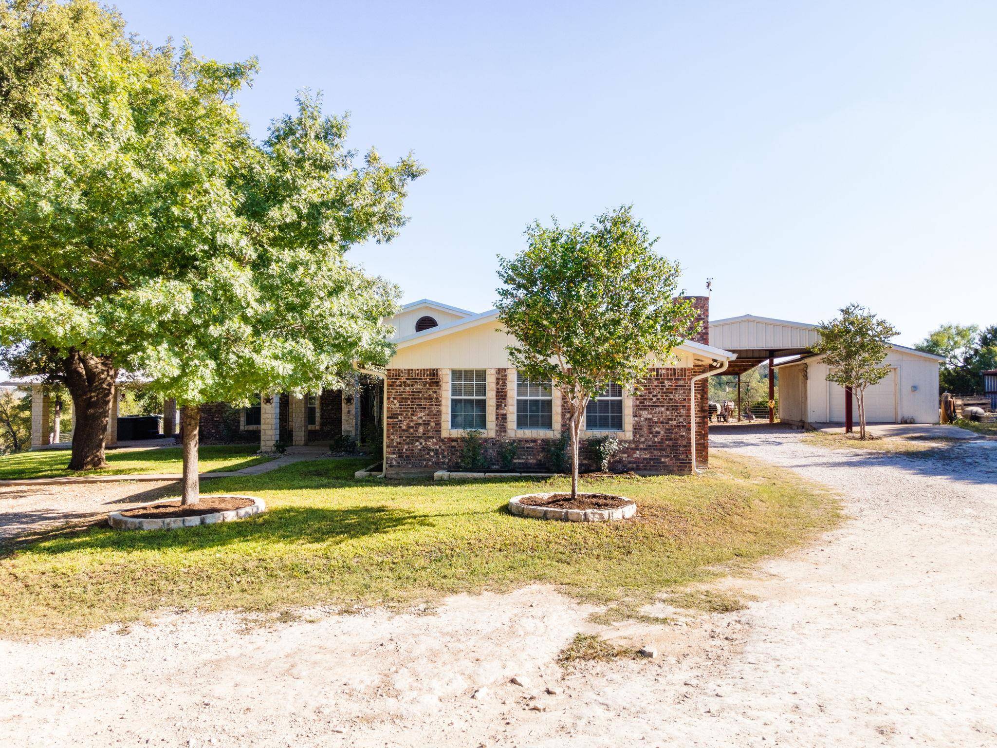 207 County Road 4492, Kempner, TX 76539