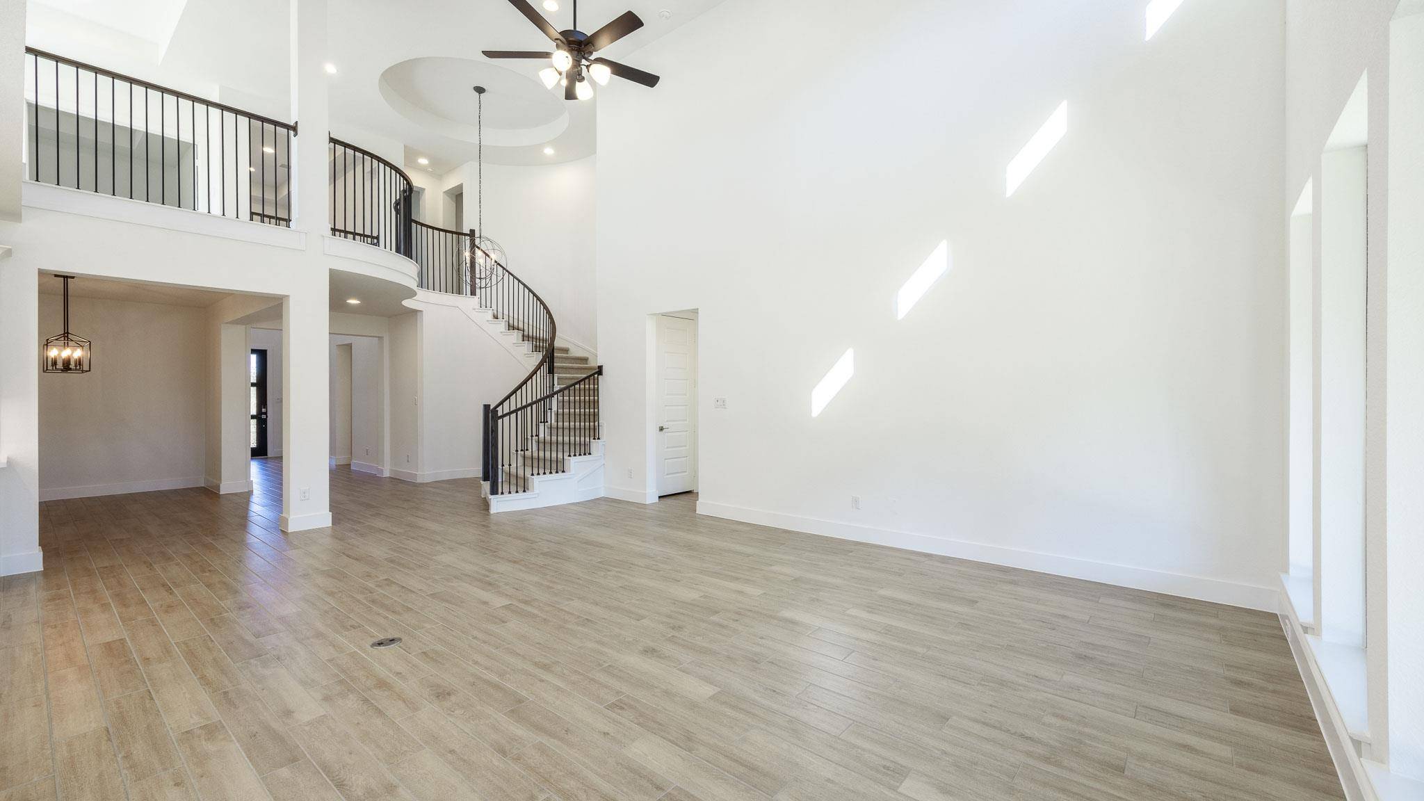 1332 White Daisy LN, Georgetown, TX 78628