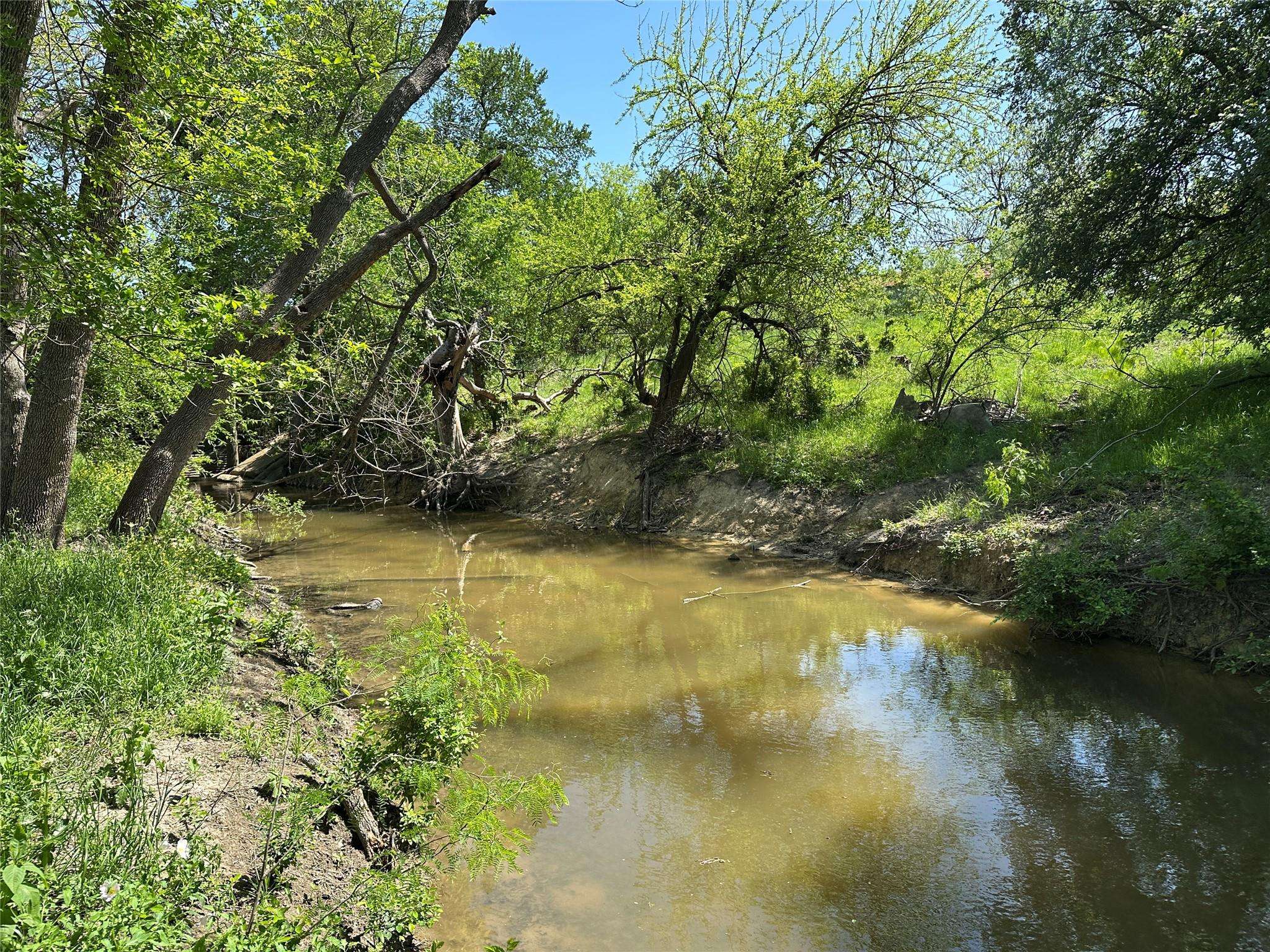 8500 N Fork RD, Bartlett, TX 76511