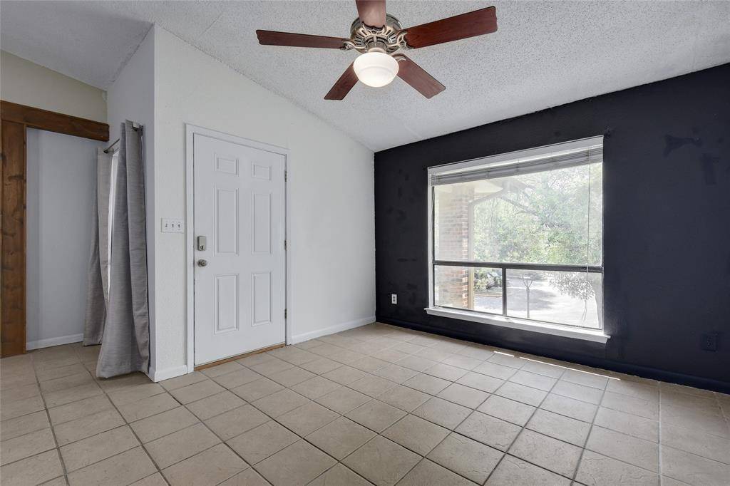 1705 Crossing PL #A109, Austin, TX 78741
