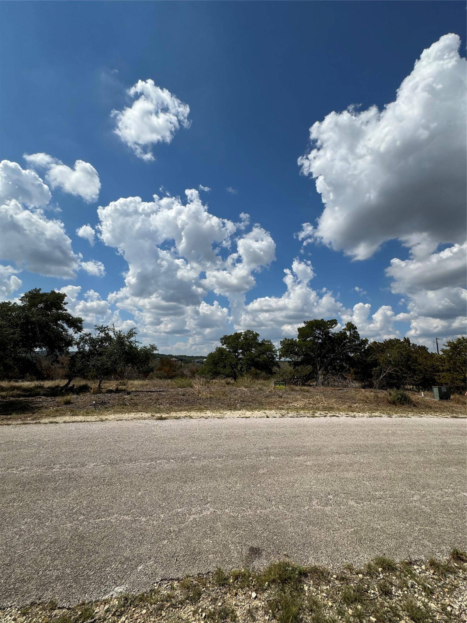 22007 Redbird DR, Lago Vista, TX 78645