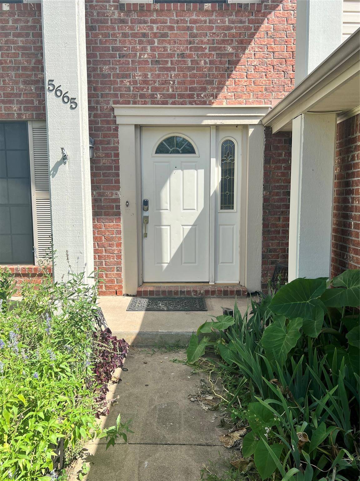 5665 Wagon Train RD, Austin, TX 78749