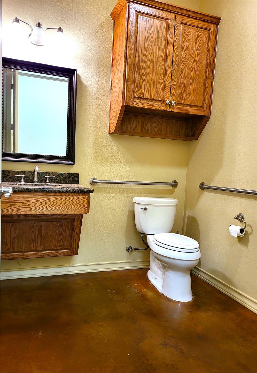 701 Highway 290 W #101, Dripping Springs, TX 78620