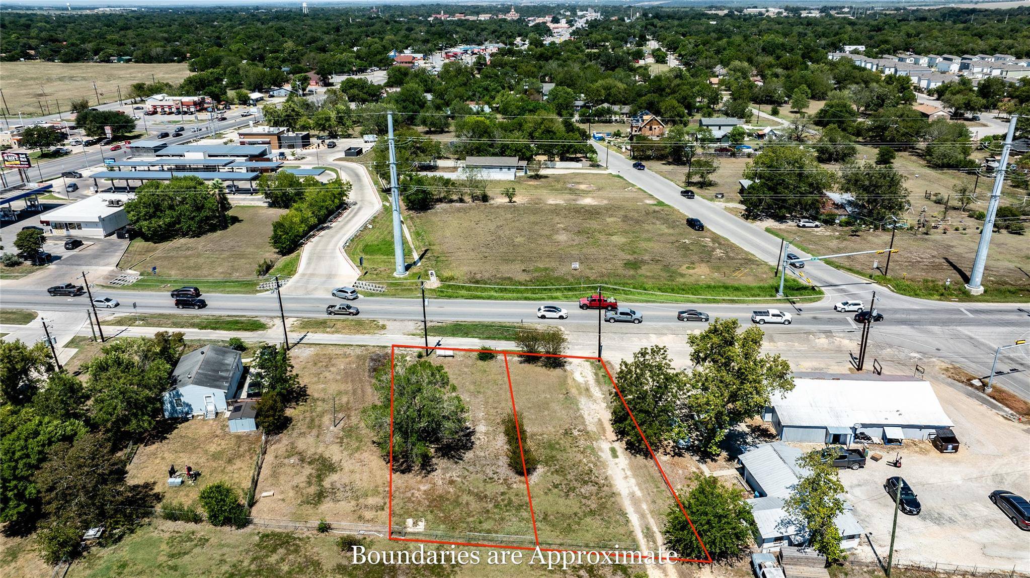 300 Blackjack ST, Lockhart, TX 78644
