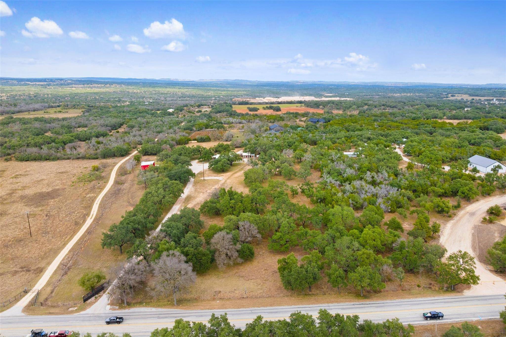 214 Edmonds Ave, Johnson City, TX 78636