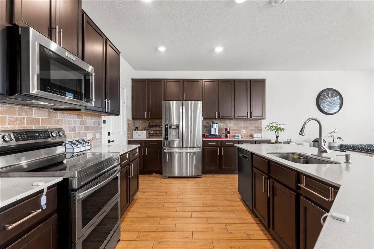 6713 Ondantra BND, Austin, TX 78744