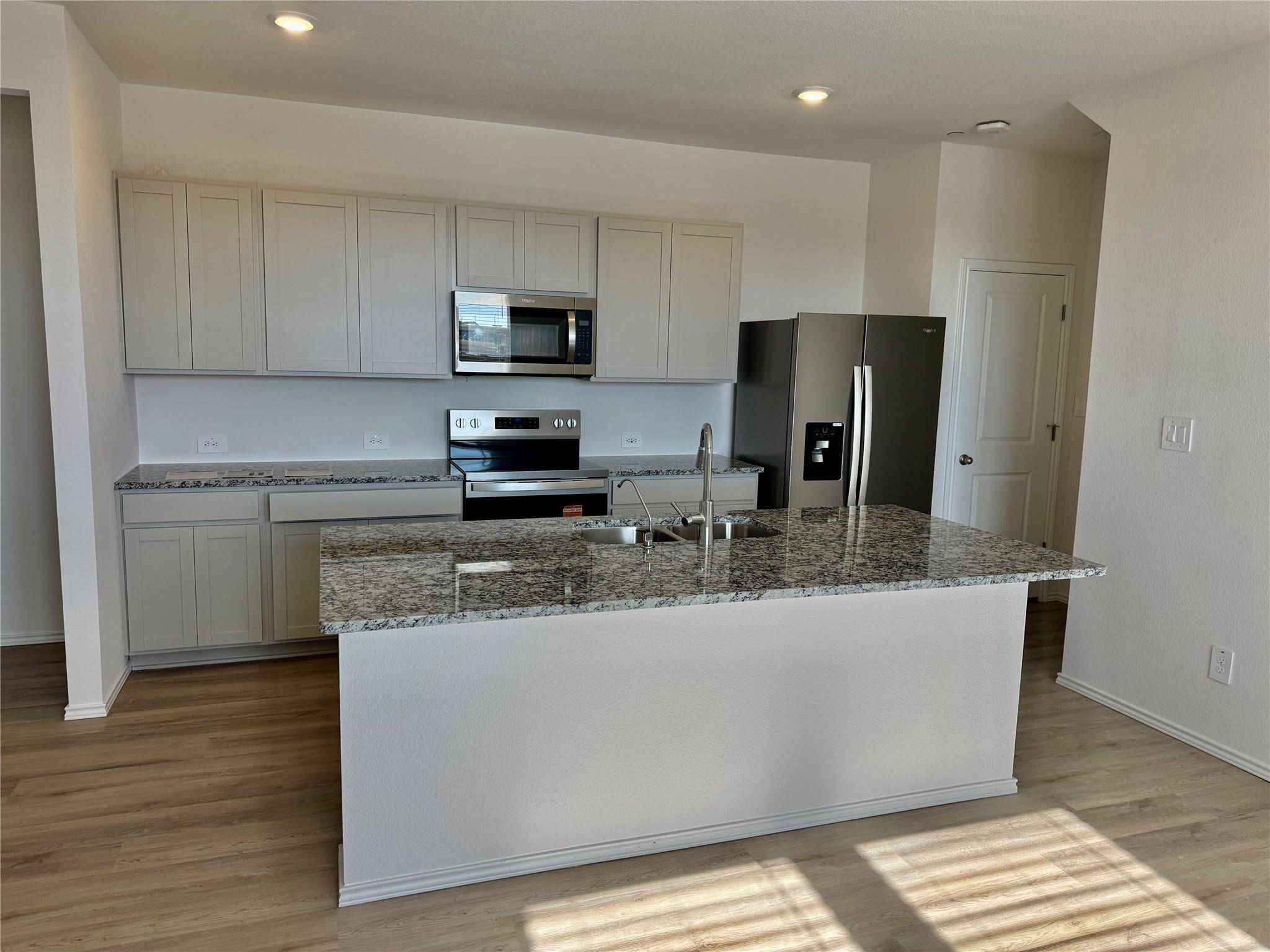 104 Calcite RD #5, Kyle, TX 78640