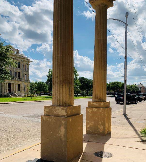 120 E 1st ST #1-5, Cameron, TX 76520