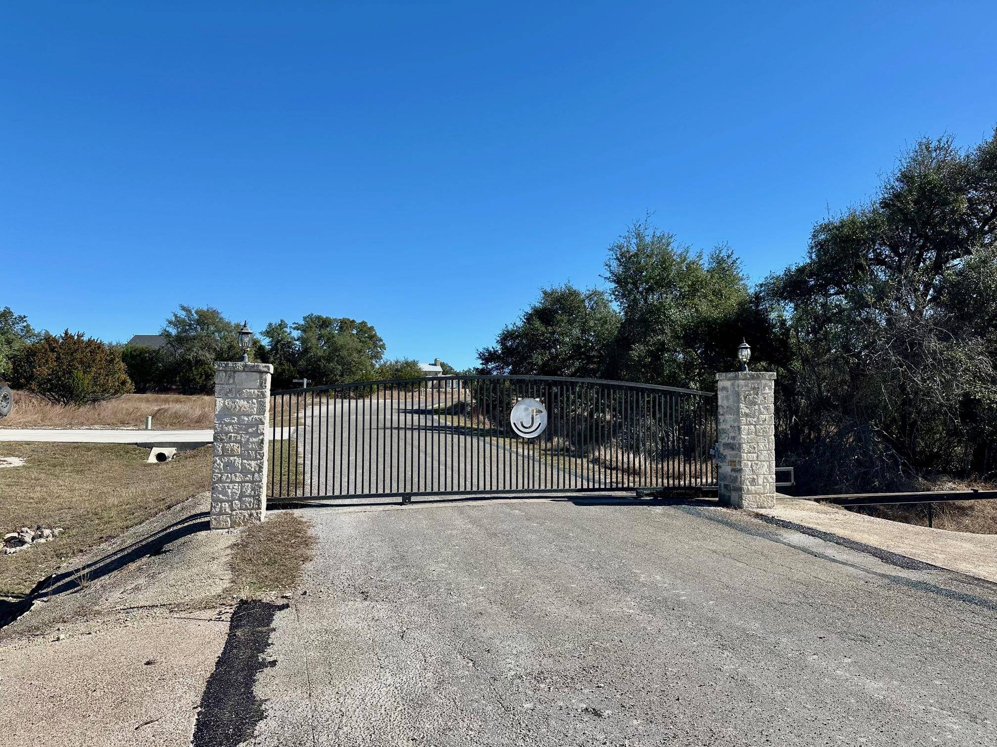107 N Jesse Stiff, Blanco, TX 78606