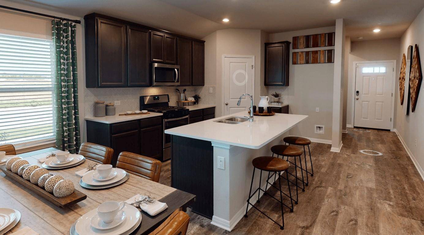 3016 Nash DR, New Braunfels, TX 78132