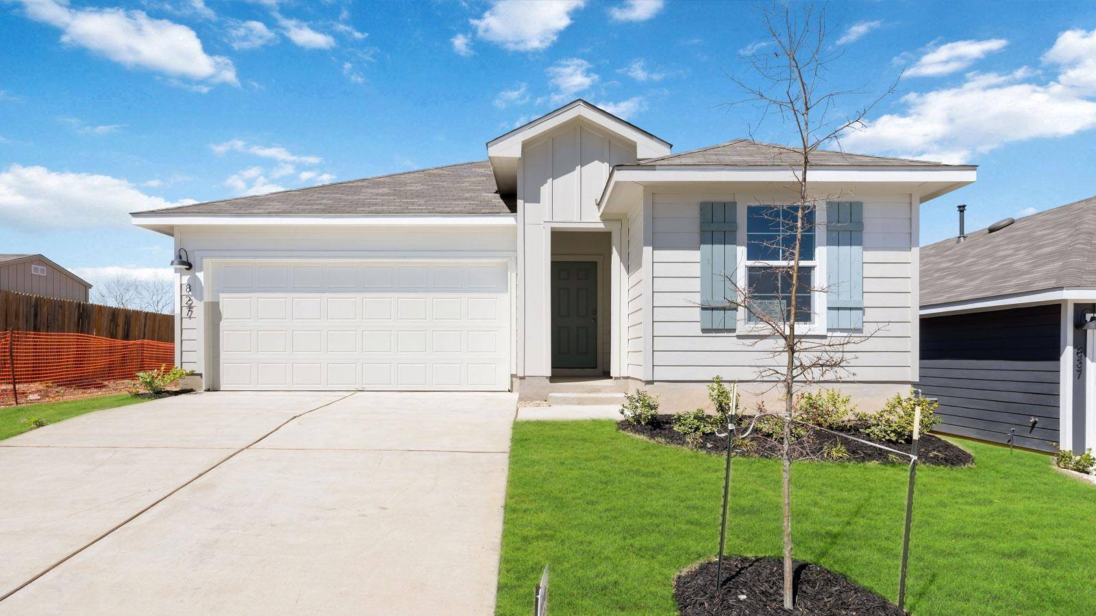 827 Arnold LOOP, Uhland, TX 78640